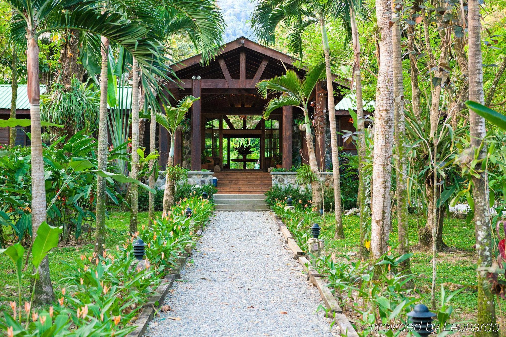 The Lodge & Spa At Pico Bonito El Pino Buitenkant foto
