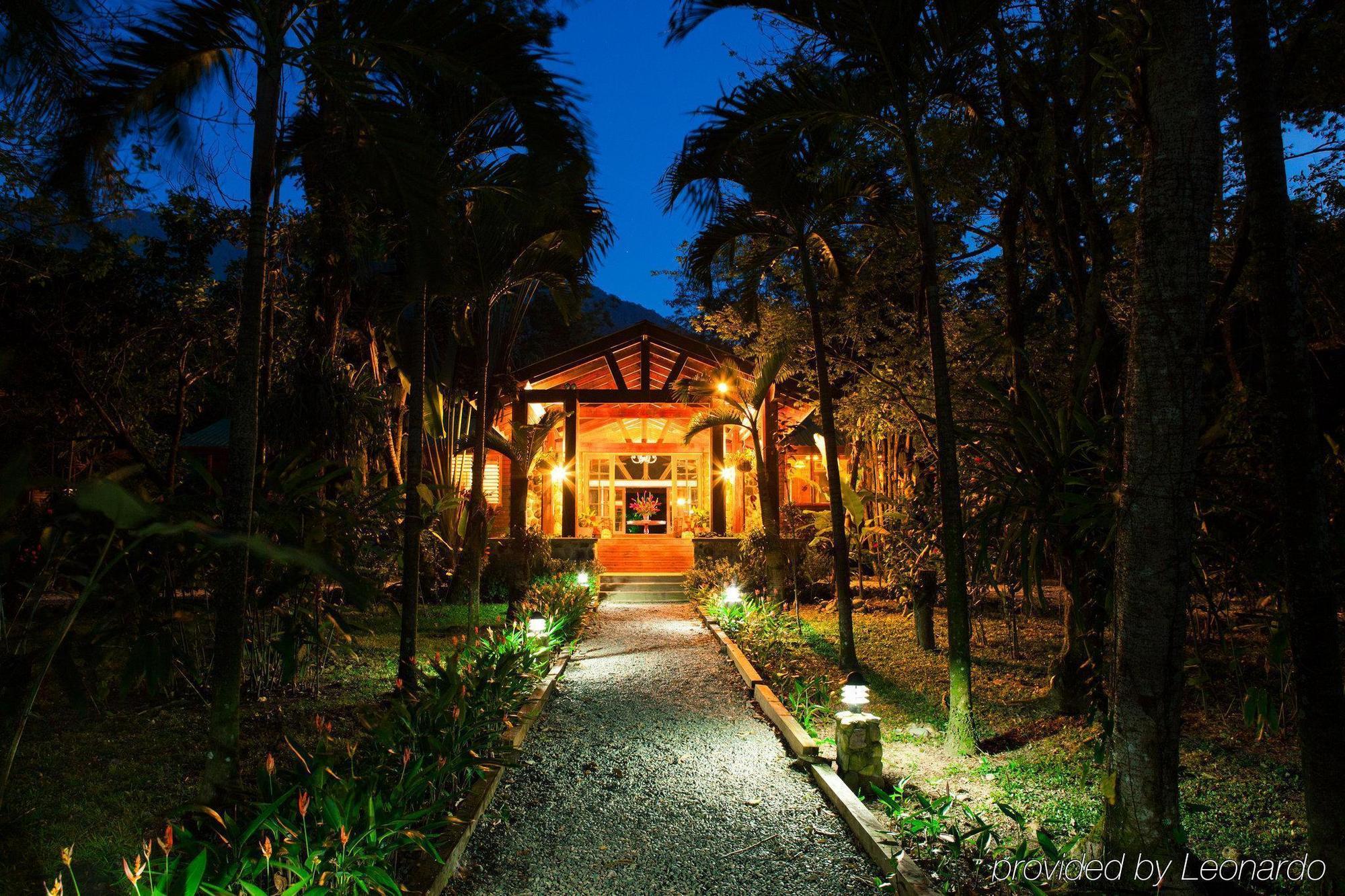 The Lodge & Spa At Pico Bonito El Pino Buitenkant foto